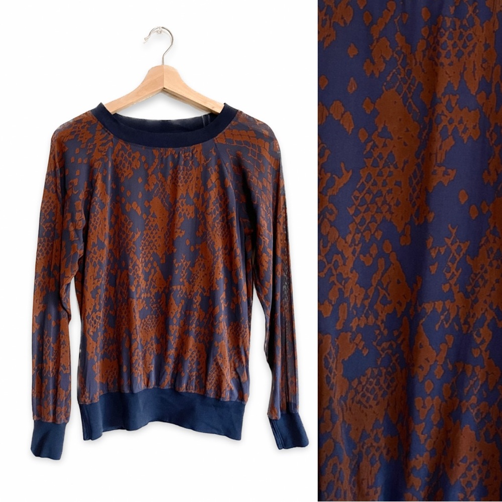 TRINA TURK 🔆 sheer long sleeve animal print blouse